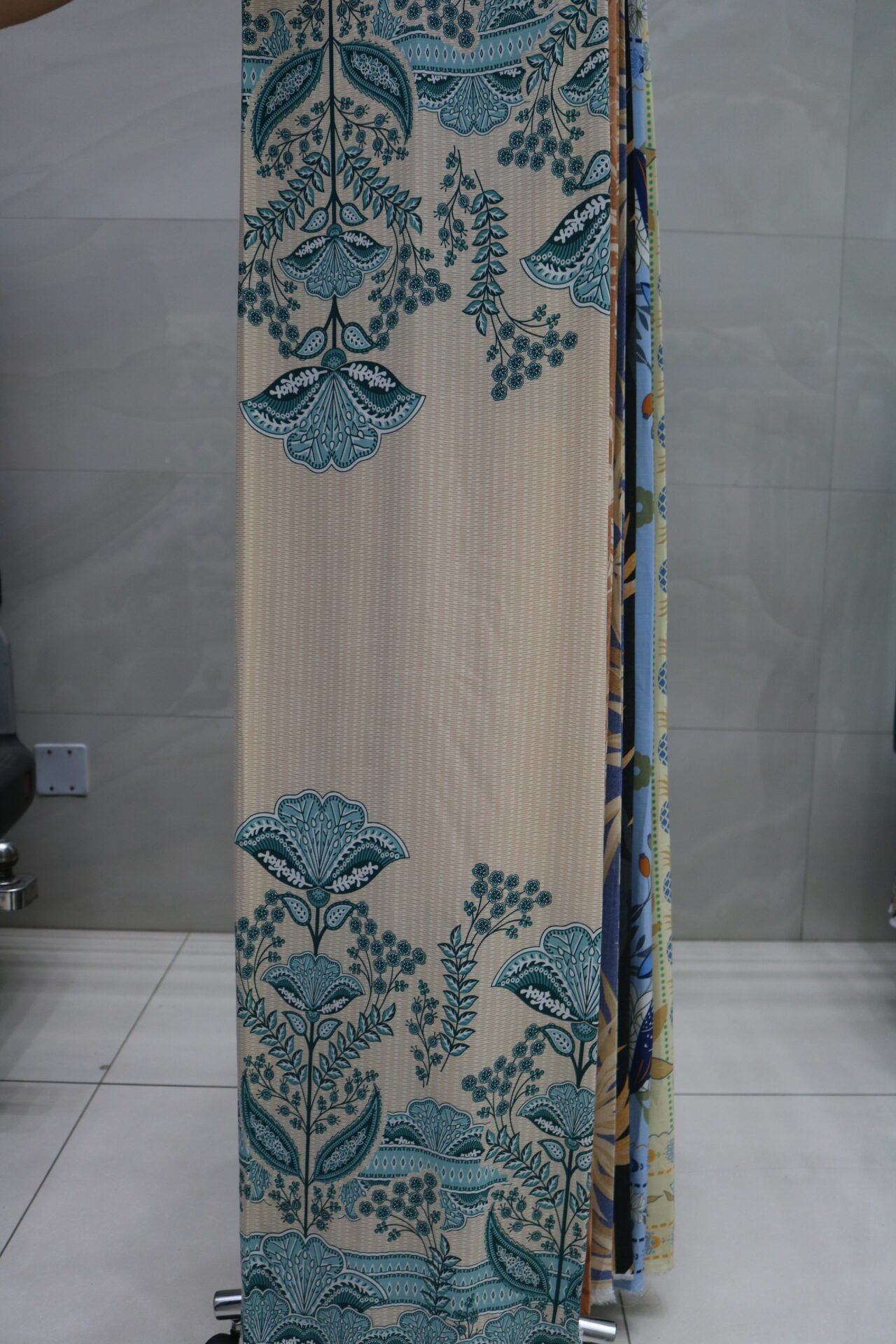 Tecido Viscolinho Estampado 140g/m² REF: RD150-2# - Imagem 3